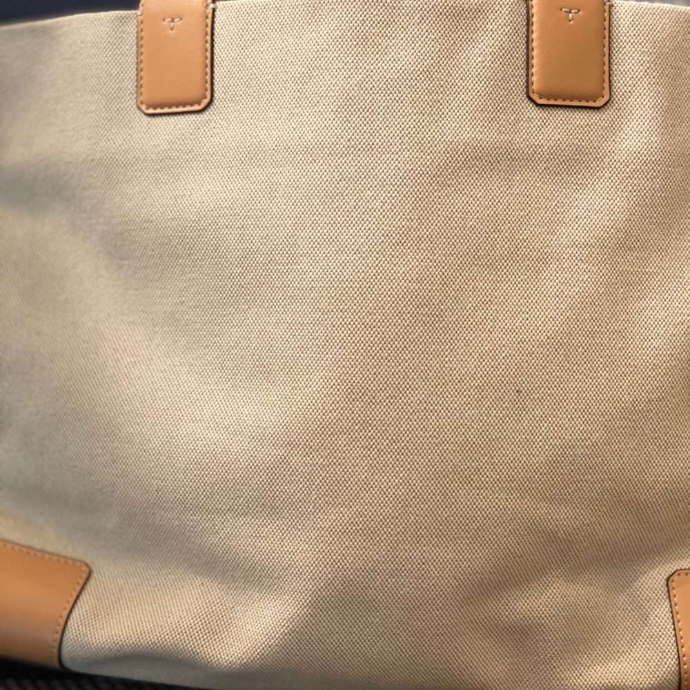 Tory Burch Tote - Picture 2 of 2